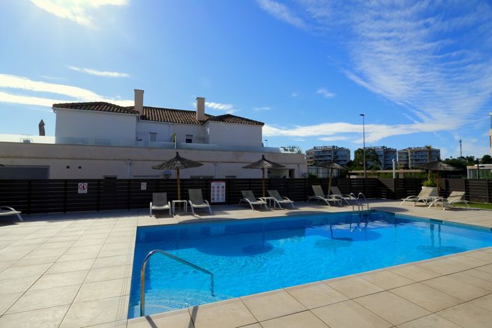 Image No.1-3 Bed Townhouse for sale