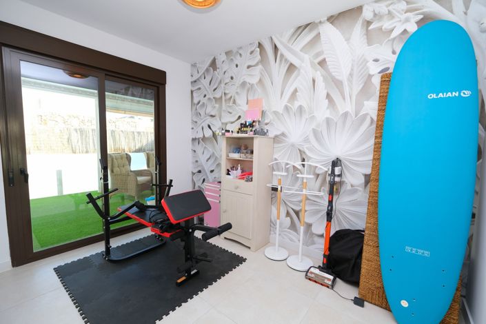 Image No.11-3 Bed Villa for sale