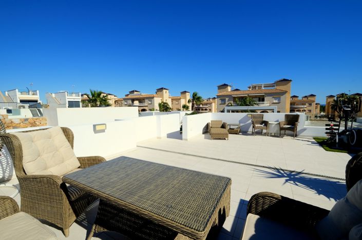 Image No.21-3 Bed Villa for sale