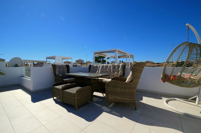 Image No.22-3 Bed Villa for sale