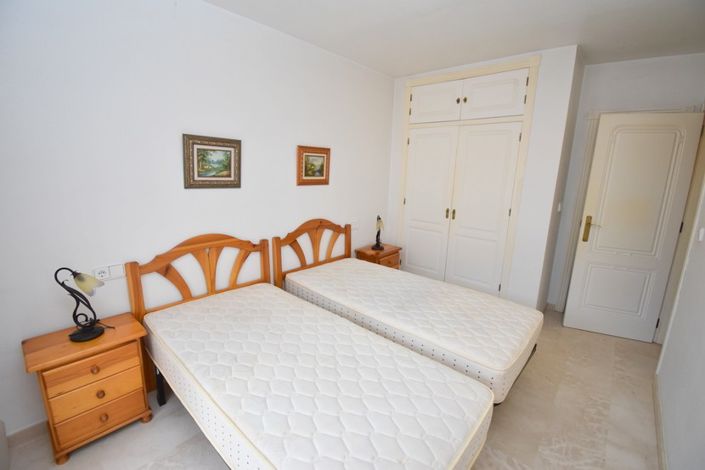 Image No.11-2 Bed Bungalow for sale