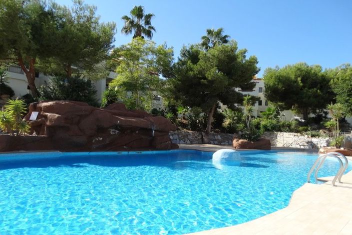 Image No.24-2 Bed Bungalow for sale