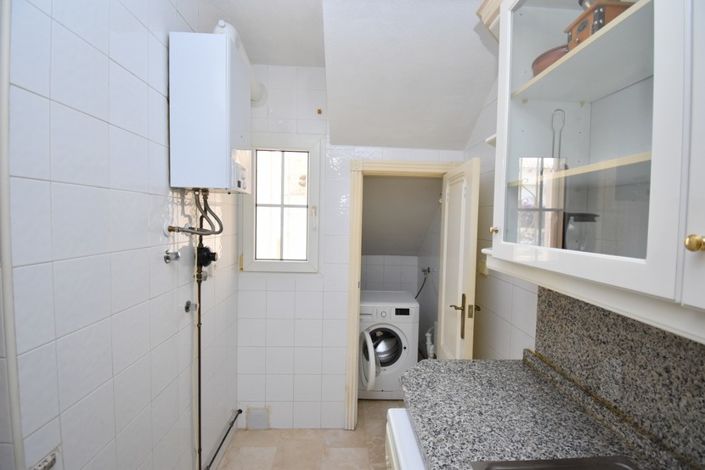 Image No.6-2 Bed Bungalow for sale