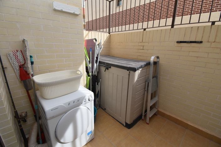 Image No.13-2 Bed Property for sale