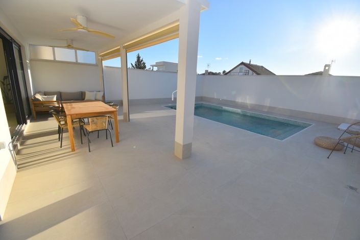 Image No.20-3 Bed Villa for sale