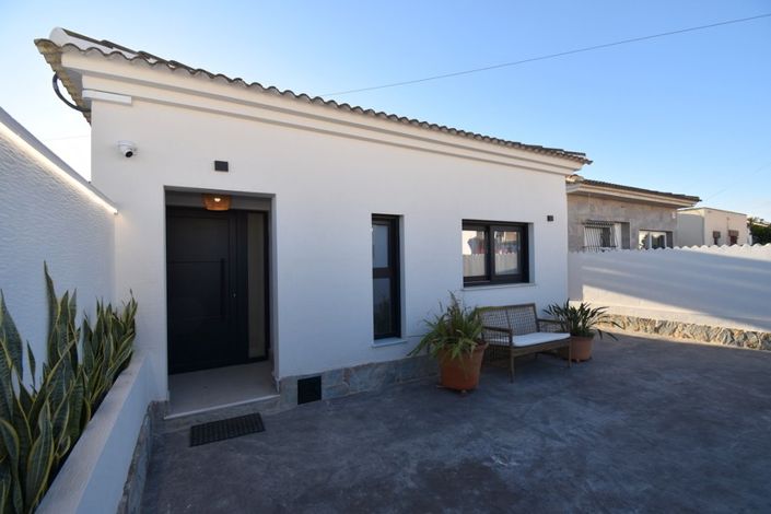 Image No.25-3 Bed Villa for sale