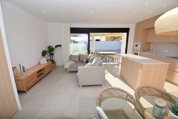 Image No.5-3 Bed Villa for sale