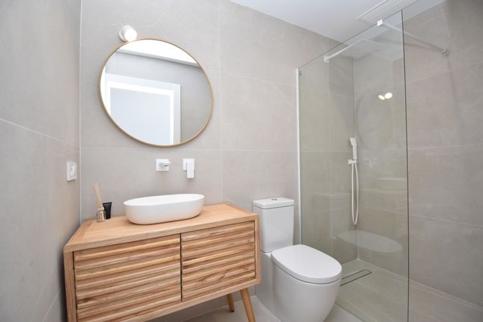 Image No.9-3 Bed Villa for sale