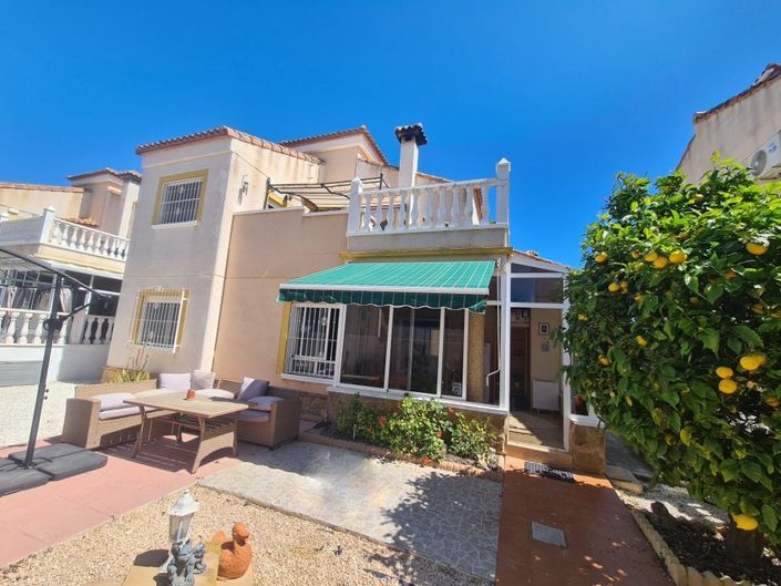 Image No.1-3 Bed Villa for sale