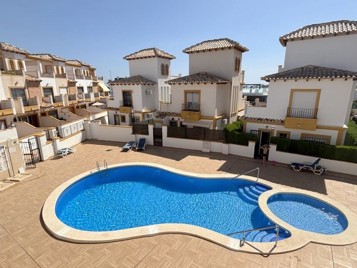 Image No.1-Villa de 3 chambres à vendre à Cabo Roig