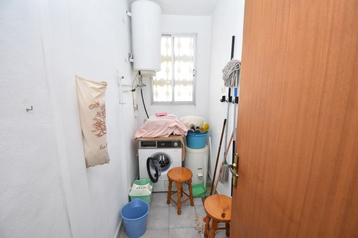 Image No.18-3 Bed Villa for sale