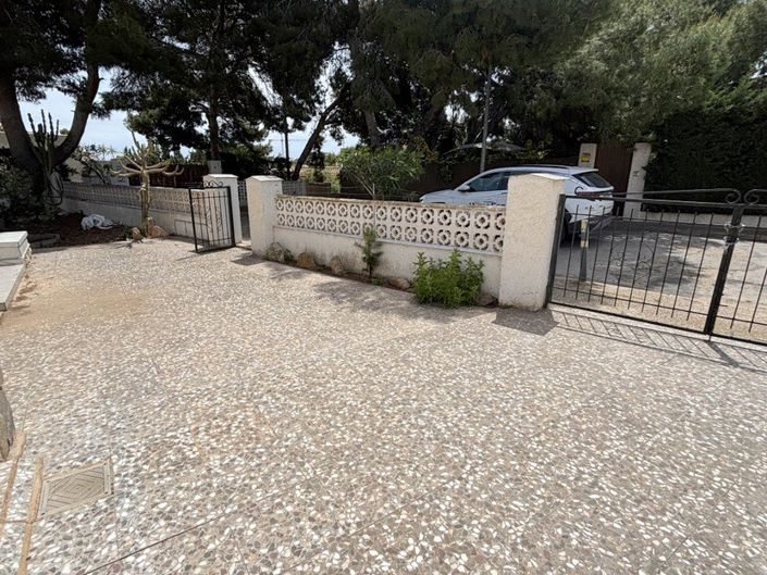 Image No.26-3 Bed Villa for sale