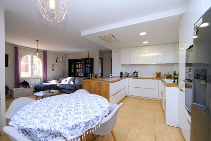 Image No.7-4 Bed Villa for sale