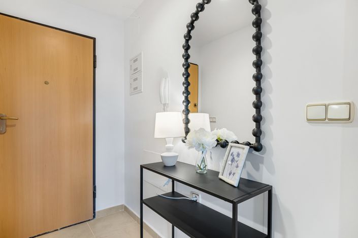 Image No.6-2 Bed Property for sale