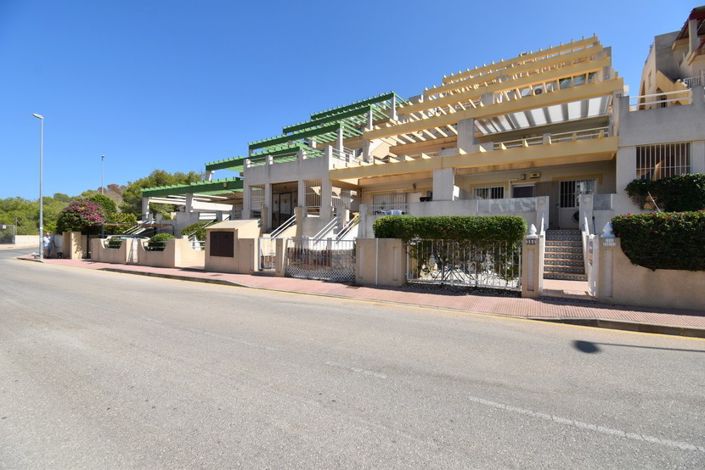 Image No.1-2 Bed Property for sale