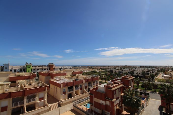 Image No.19-2 Bed Property for sale