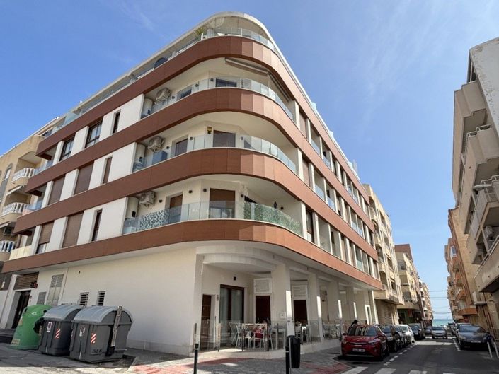 Image No.2-Appartement de 2 chambres à vendre à Torrevieja