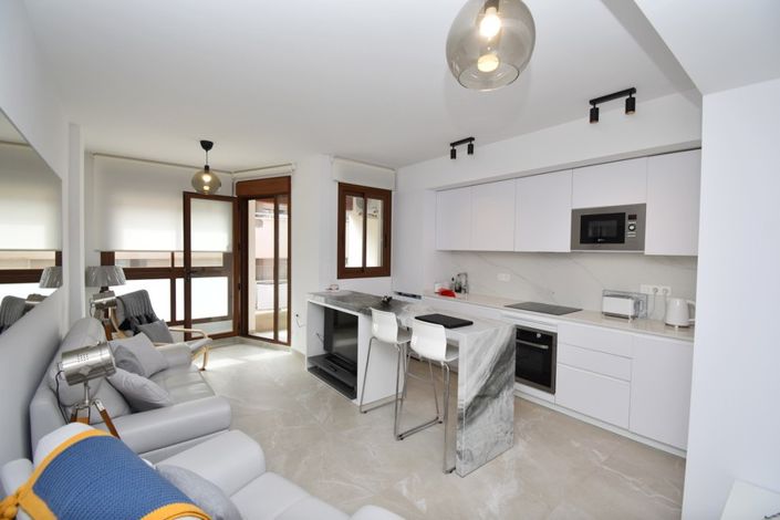 Image No.3-Appartement de 2 chambres à vendre à Torrevieja