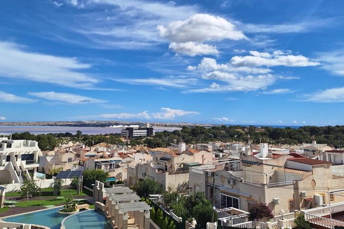 Image No.19-2 Bed Property for sale