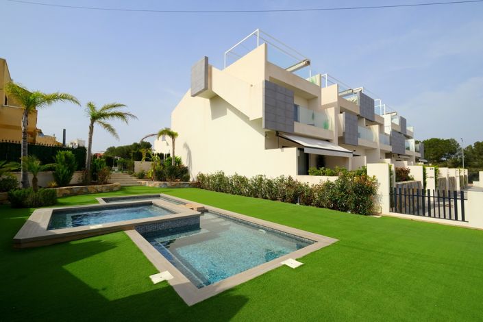 Image No.4-2 Bed Property for sale