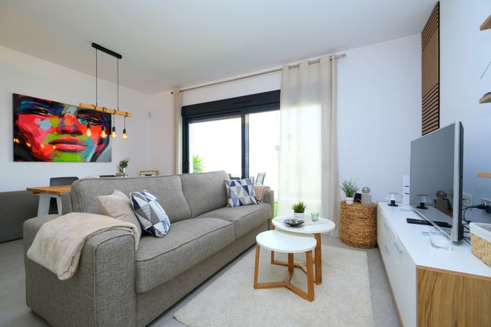 Image No.6-2 Bed Property for sale