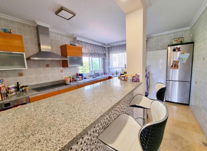 Image No.4-5 Bed Villa for sale