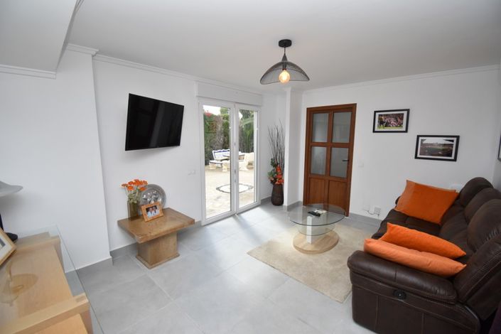 Image No.11-6 Bed Villa for sale