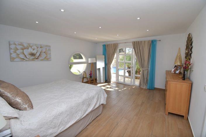 Image No.23-6 Bed Villa for sale