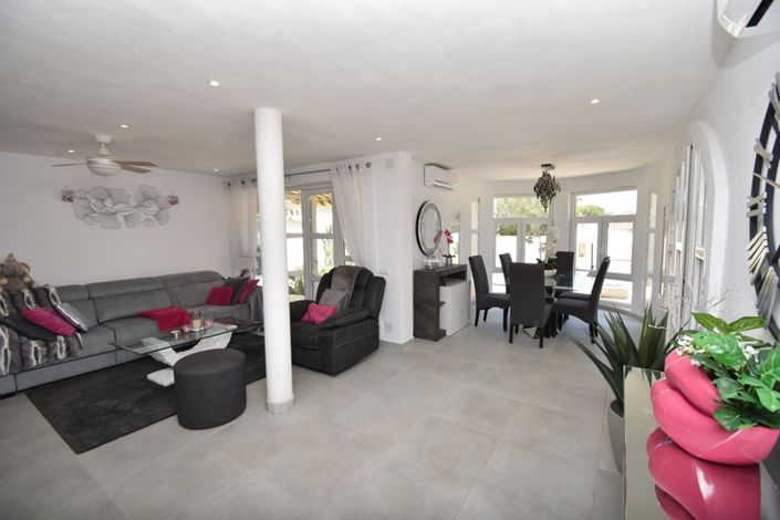 Image No.5-6 Bed Villa for sale