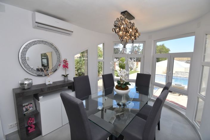 Image No.8-6 Bed Villa for sale