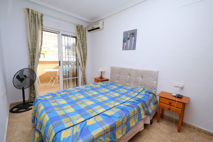 Image No.8-3 Bed Townhouse for sale