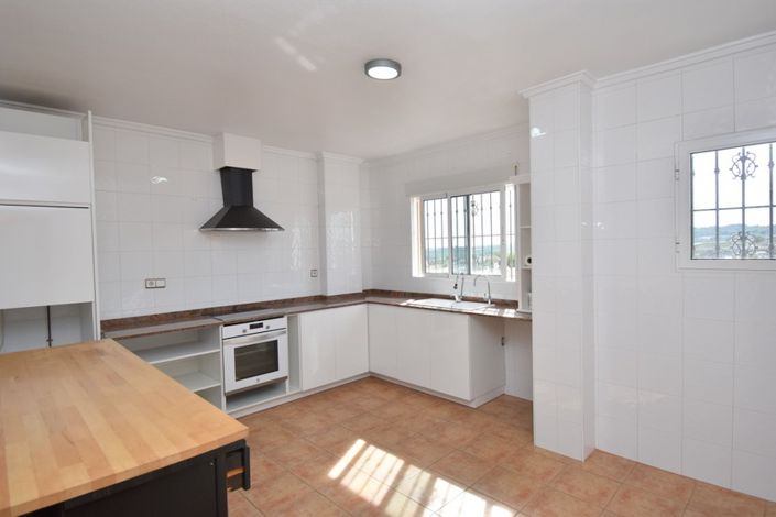 Image No.11-5 Bed Villa for sale