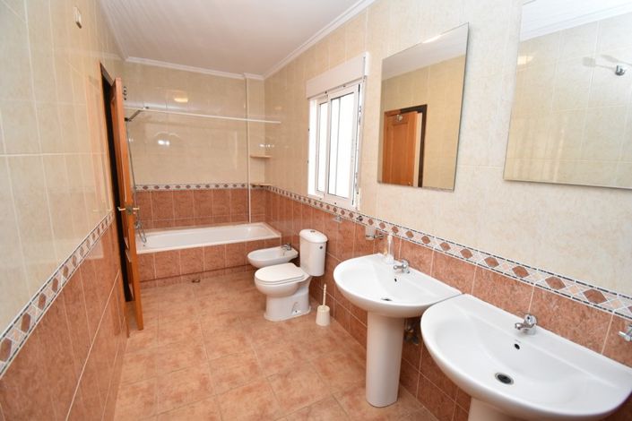 Image No.23-Villa de 5 chambres à vendre à San Miguel de Salinas