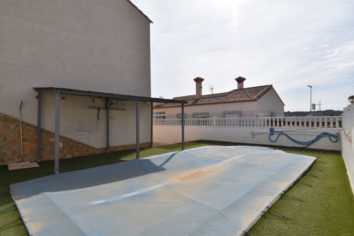 Image No.28-5 Bed Villa for sale