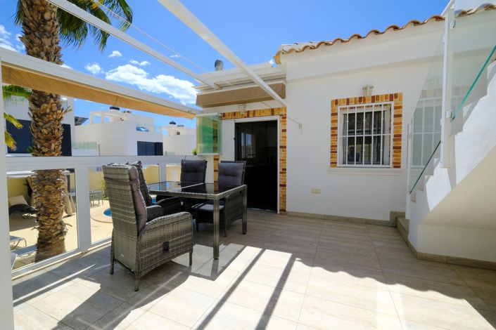 Image No.10-3 Bed Villa for sale