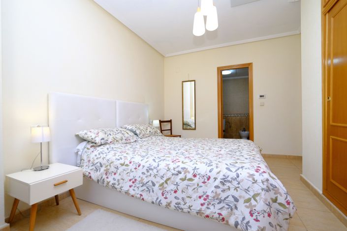 Image No.12-3 Bed Villa for sale