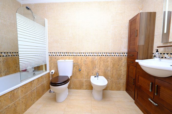 Image No.13-3 Bed Villa for sale