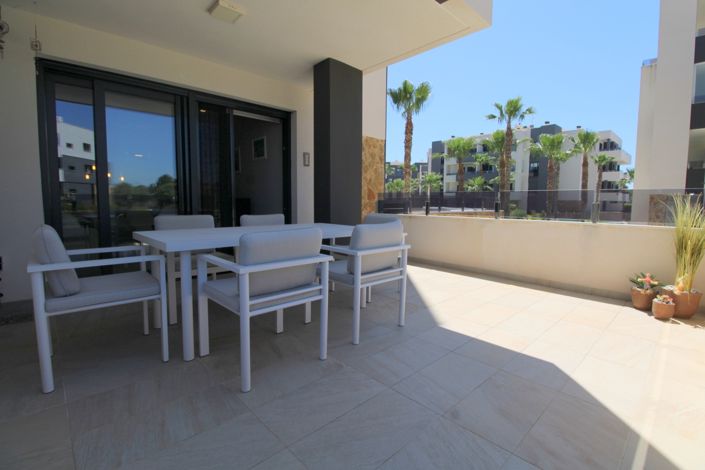 Image No.1-2 Bed Property for sale