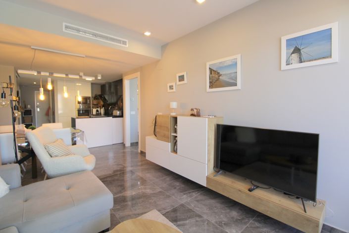 Image No.10-2 Bed Property for sale