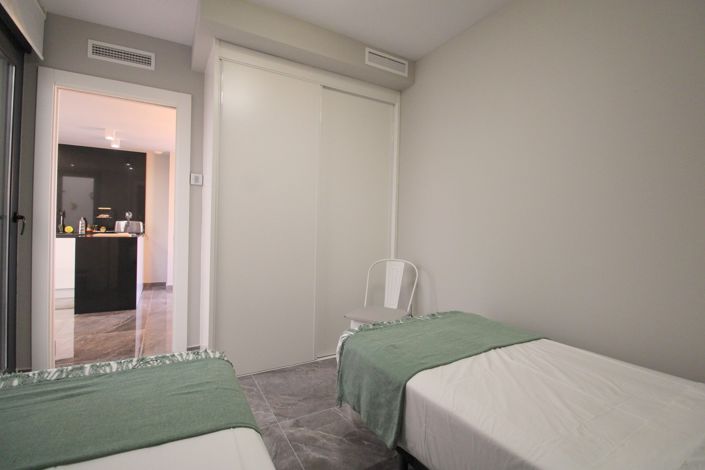 Image No.14-2 Bed Property for sale