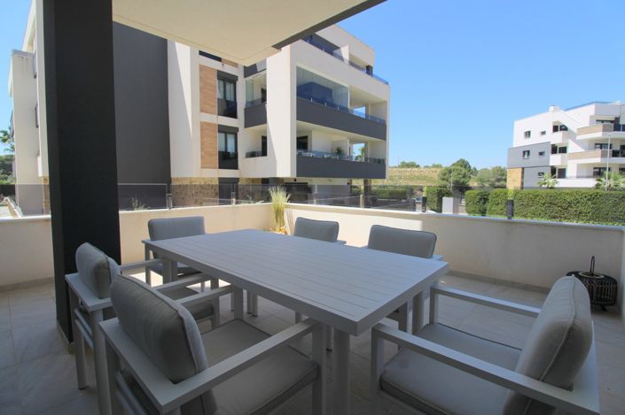 Image No.19-2 Bed Property for sale