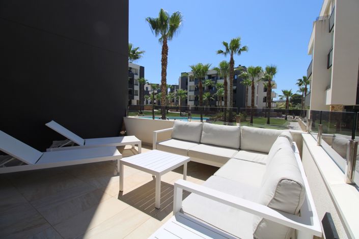 Image No.22-2 Bed Property for sale