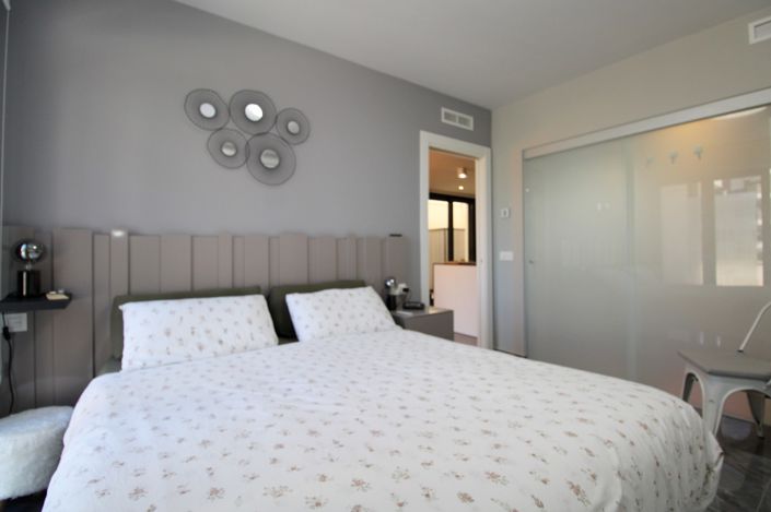 Image No.4-2 Bed Property for sale