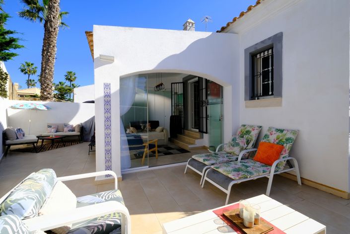 Image No.2-Villa de 2 chambres à vendre à Villamartin