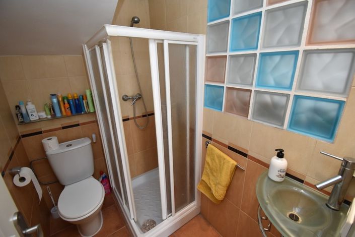 Image No.10-3 Bed Townhouse for sale