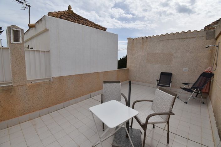 Image No.20-3 Bed Townhouse for sale