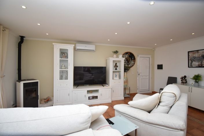 Image No.4-3 Bed Townhouse for sale