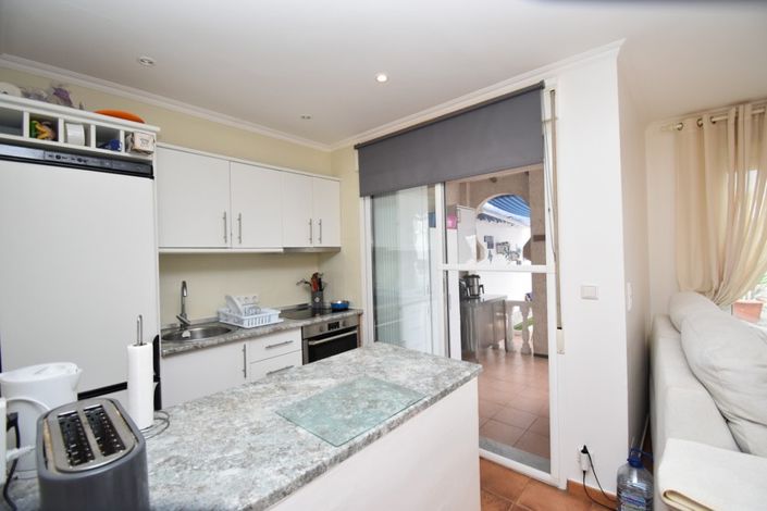 Image No.8-3 Bed Townhouse for sale