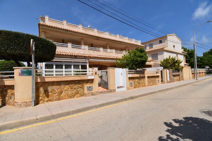 Image No.1-3 Bed Townhouse for sale
