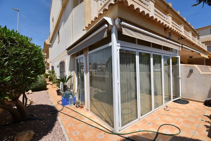 Image No.22-3 Bed Townhouse for sale